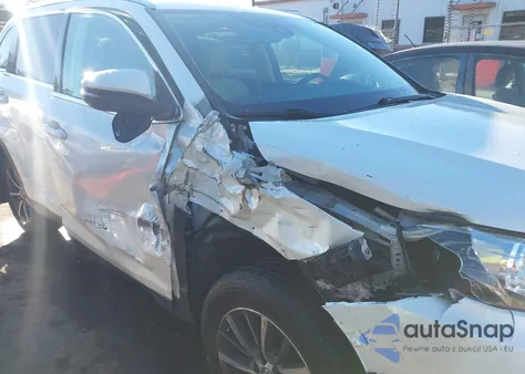 2019 Toyota Highlander Xle from USA, damaged, VIN 5TDKZRFH1KS565857